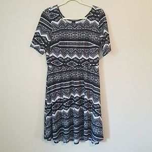 Geometrical dress by wrapper size 1x